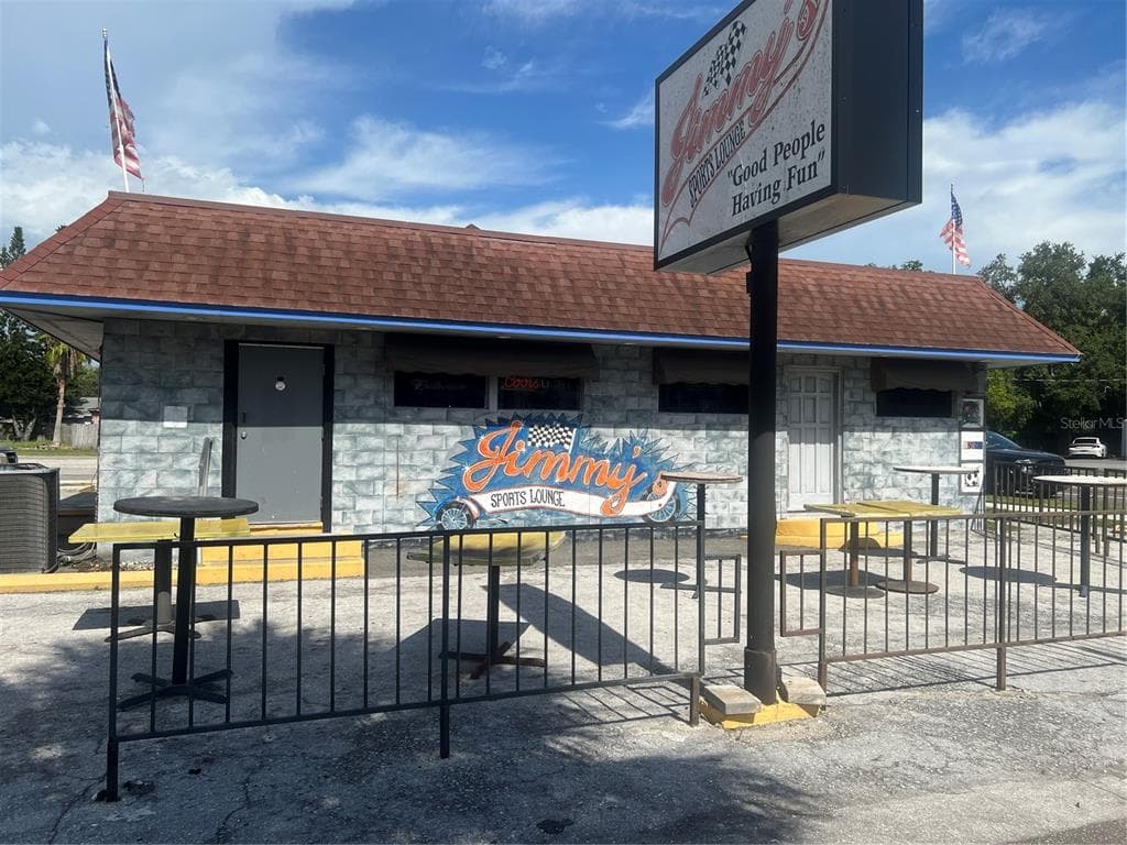 1200 CLEARWATER-LARGO ROAD N LARGO, FL 33770