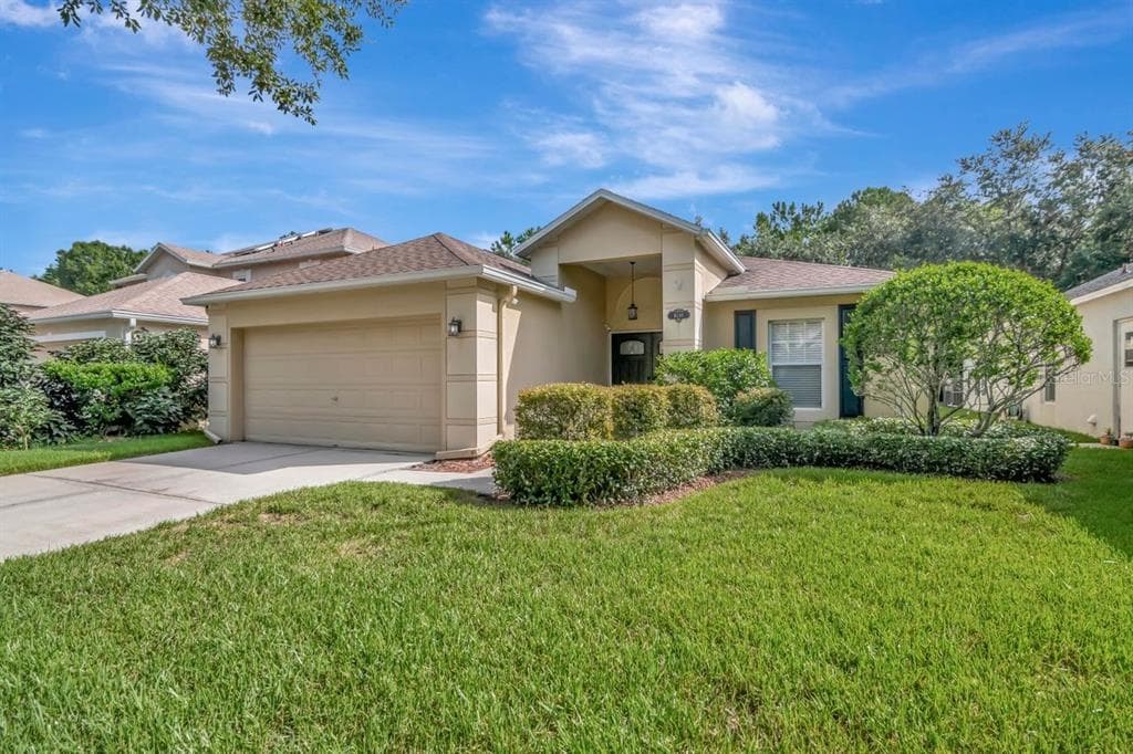 8210 STOCKTON WAY TAMPA, FL 33647