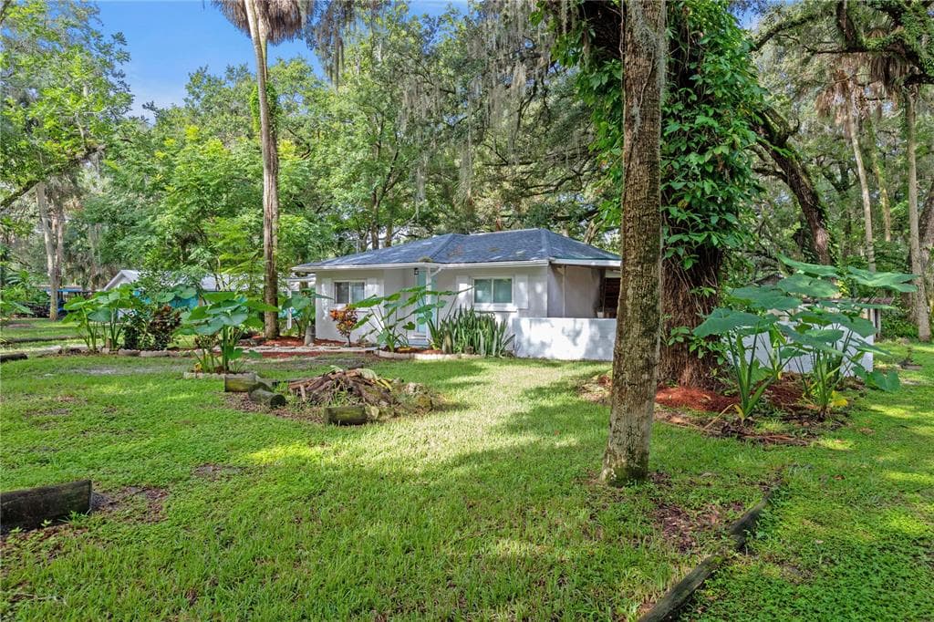 7441 WALNUT STREET NEW PORT RICHEY, FL 34652