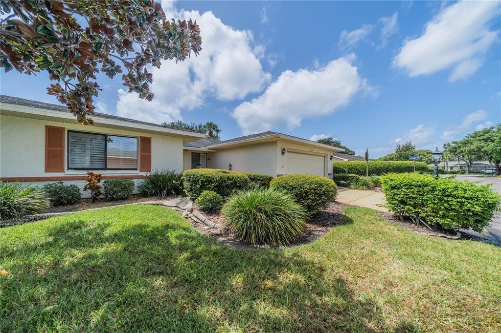 1334 IDLEWOOD DRIVE UNIT 68 SUN CITY CENTER, FL 33573
