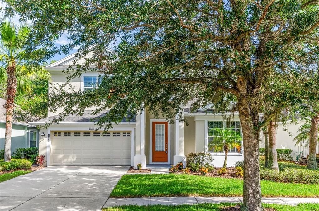 8108 HAMPTON LAKE DRIVE