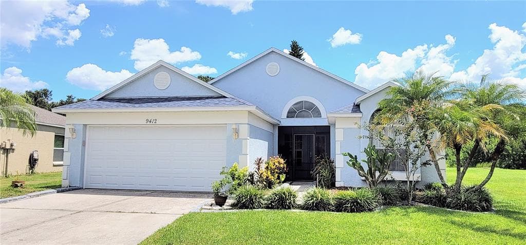 9412 HIDDEN WATER CIRCLE RIVERVIEW, FL 33578