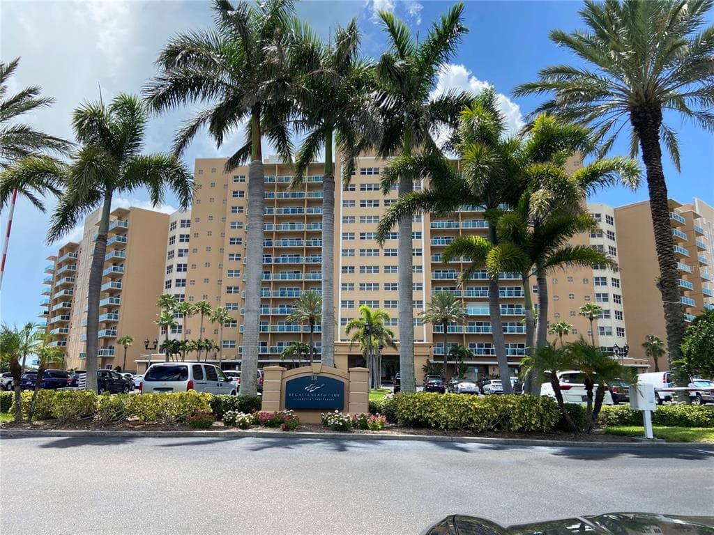 880 MANDALAY AVENUE UNIT C1001