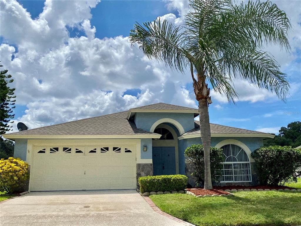 2015 AVALON COVE COURT BRANDON, FL 33511