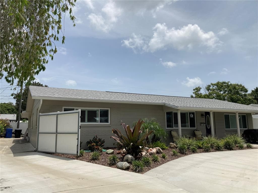 2791 52ND WAY N ST PETERSBURG, FL 33710