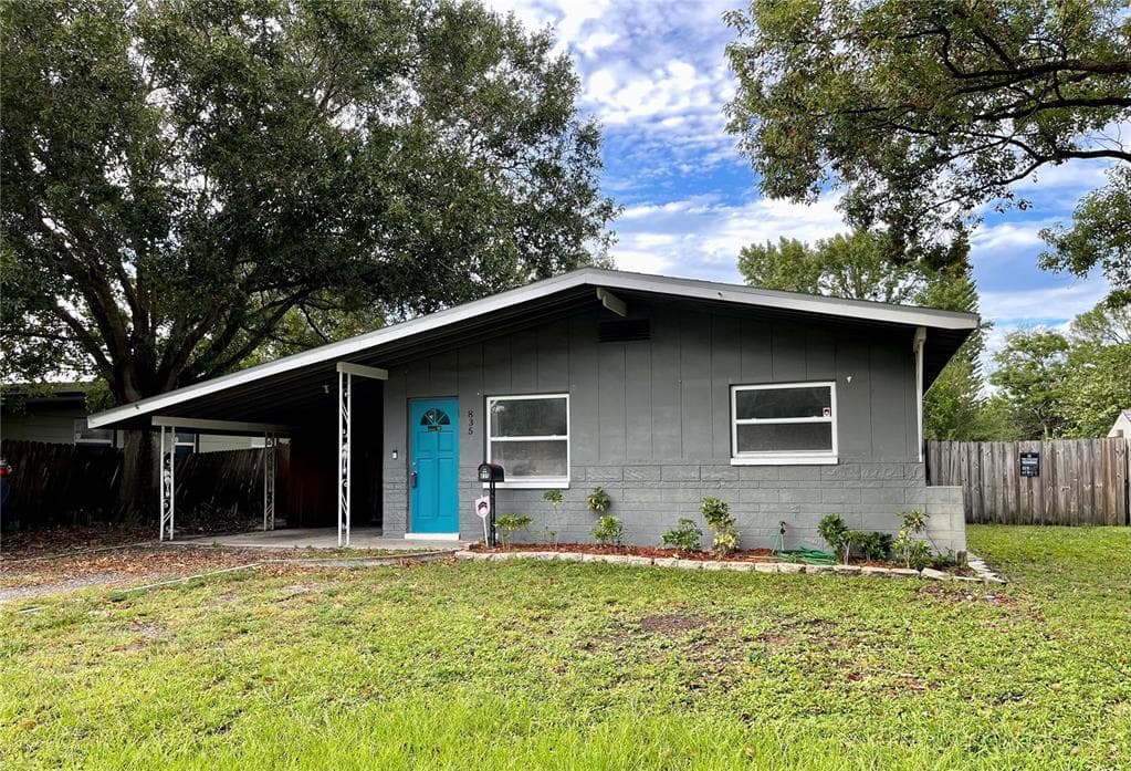 835 54TH AVENUE N ST PETERSBURG, FL 33703