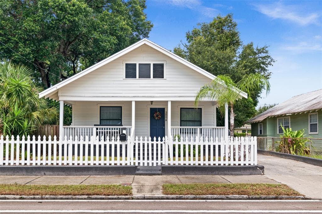 3806 N TAMPA STREET TAMPA, FL 33603
