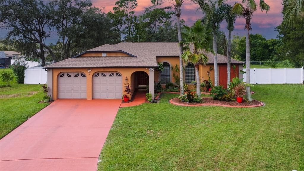 7224 STAGHORN DRIVE SPRING HILL, FL 34607