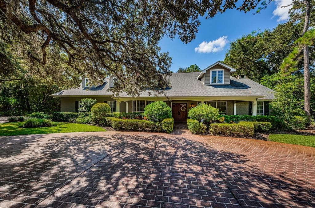 1865 SALEM COURT DUNEDIN, FL 34698