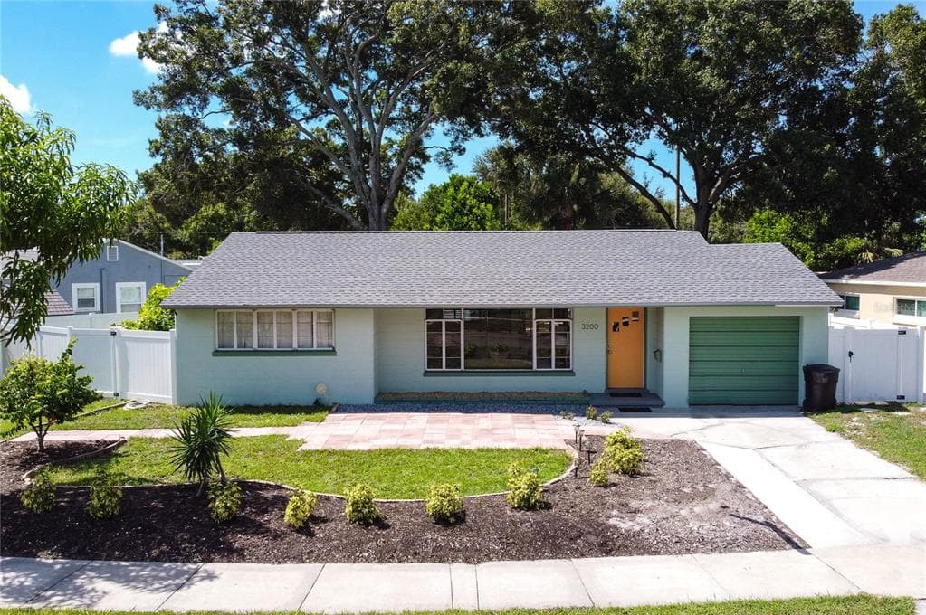3200 11TH AVENUE N ST PETERSBURG, FL 33713