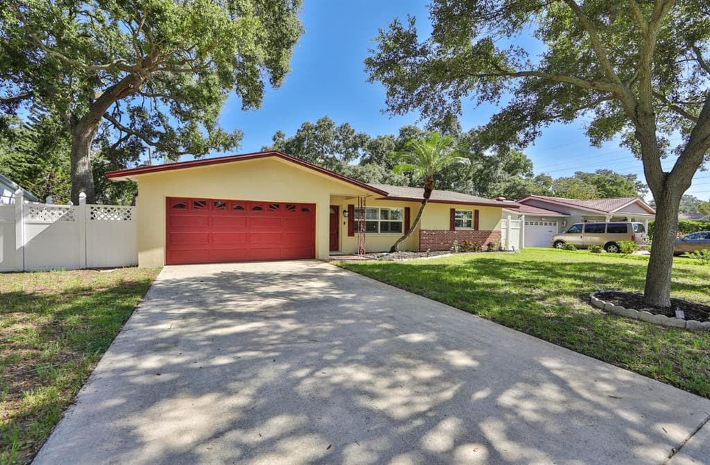 2478 WHITMAN STREET CLEARWATER, FL 33765