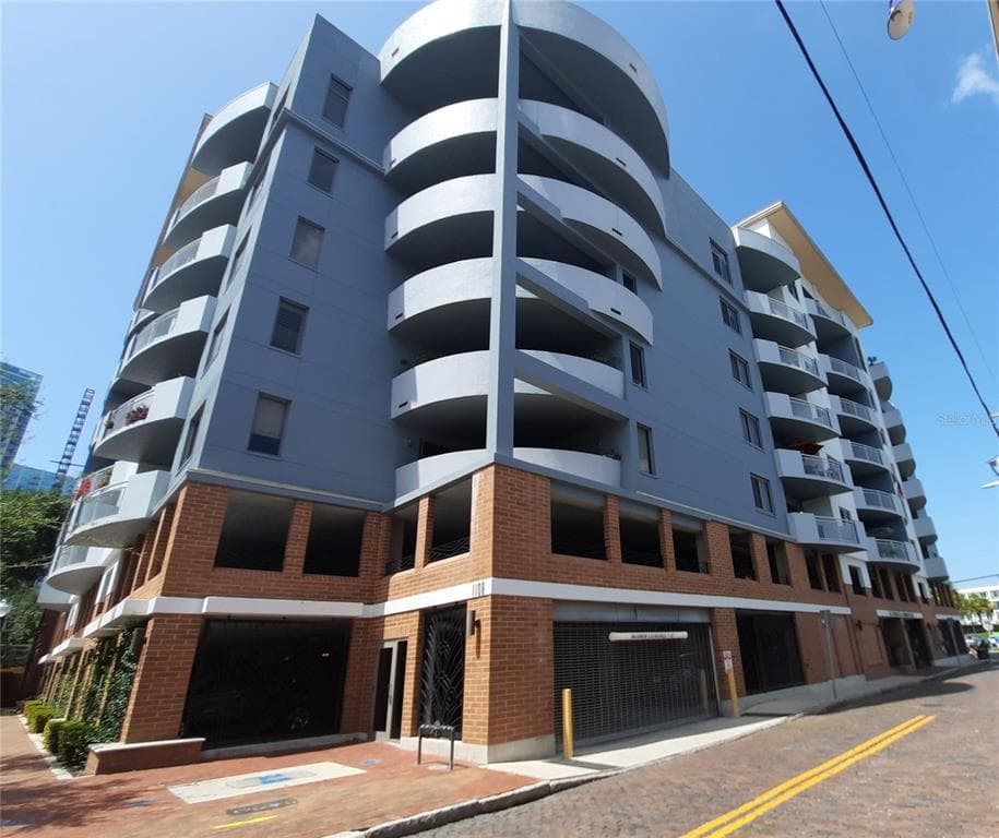 1108 N FRANKLIN STREET UNIT 303 TAMPA, FL 33602