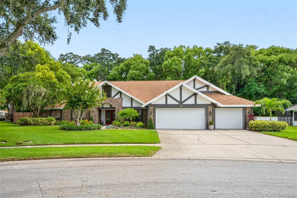 376 SHEFFIELD CIRCLE E PALM HARBOR, FL 34683