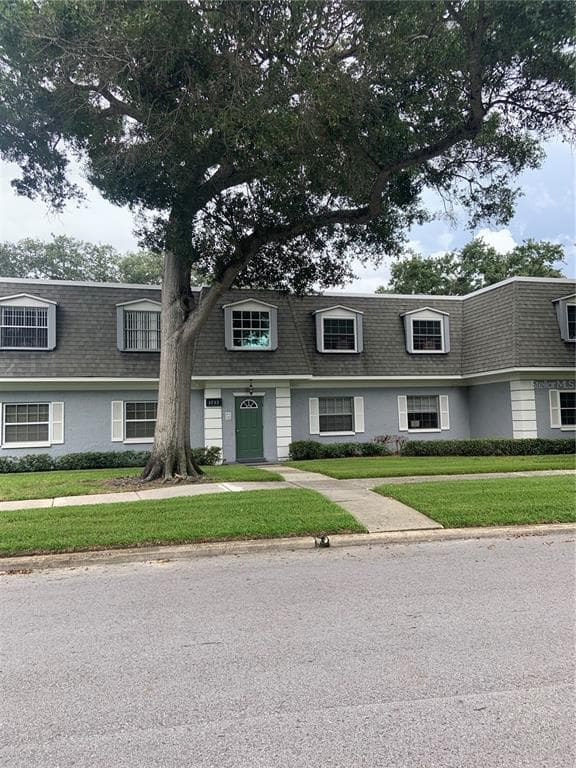 1712 BELLEAIR FOREST DRIVE UNIT C BELLEAIR, FL 33756
