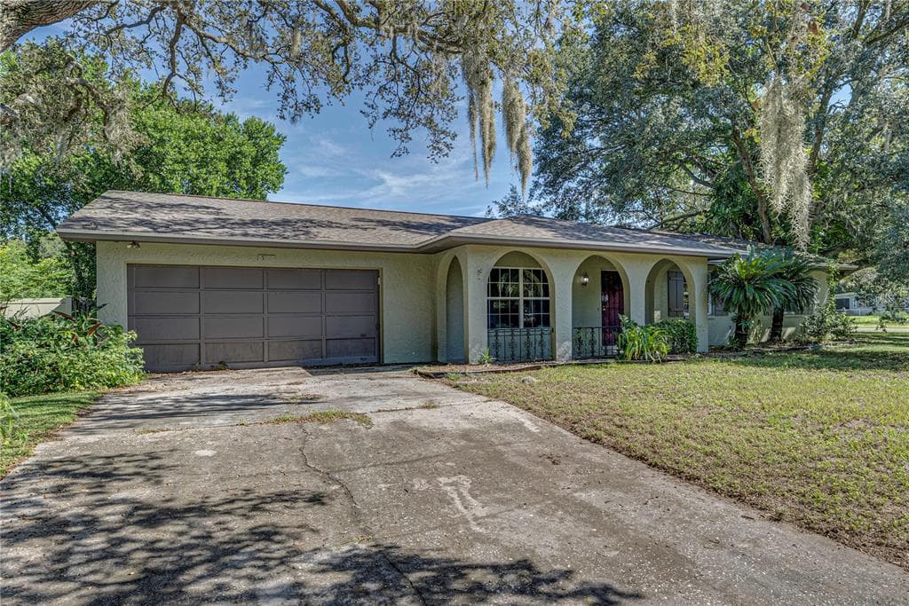 506 PARK MANOR DRIVE BRANDON, FL 33511