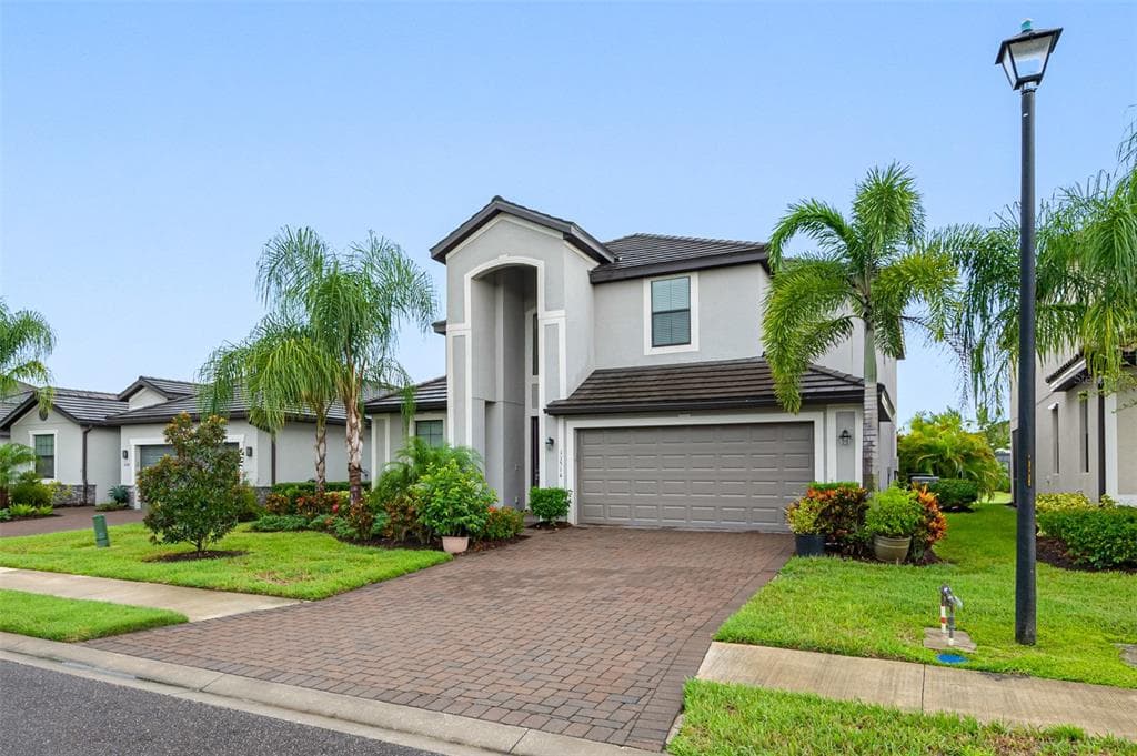 11514 SWEETGRASS DRIVE BRADENTON, FL 34212