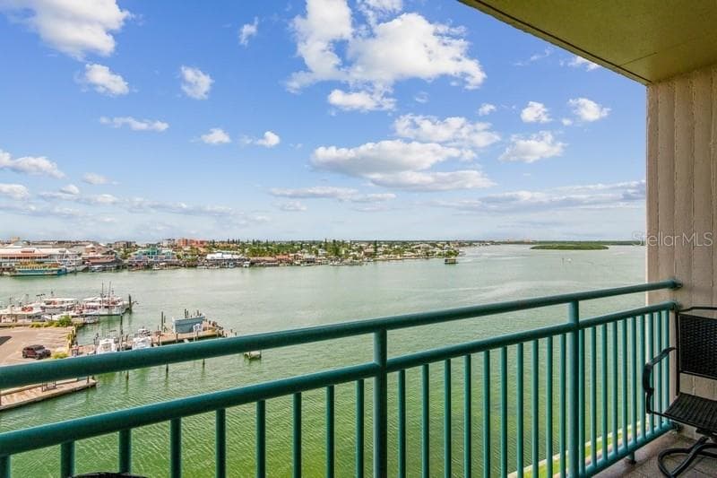 1 KEY CAPRI UNIT 711W TREASURE ISLAND, FL 33706