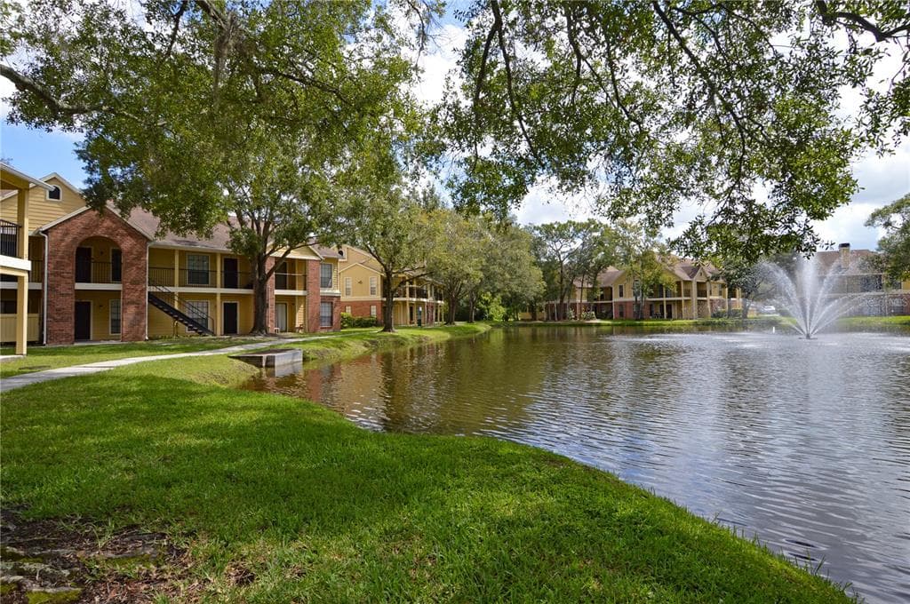 8655 FANCY FINCH DRIVE TAMPA, FL 33614