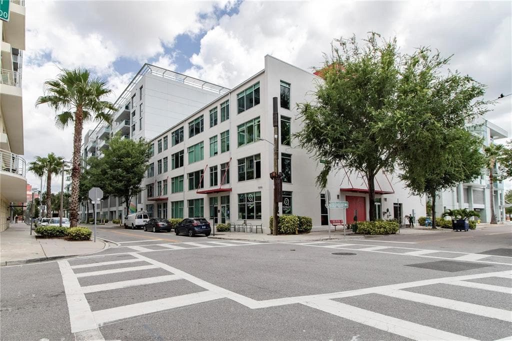 101 N 12TH STREET UNIT 204 TAMPA, FL 33602