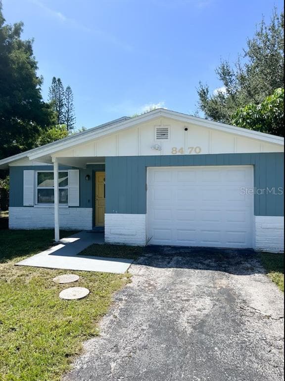 8470 MAGNOLIA DRIVE LARGO, FL 33777