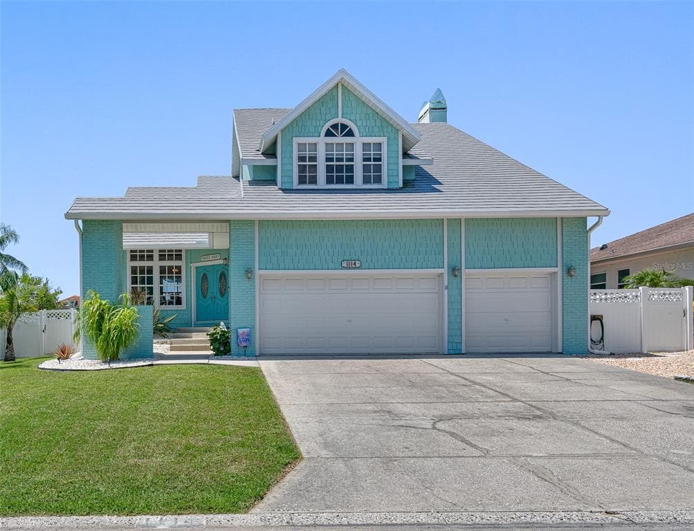 1114 KINGFISH PLACE