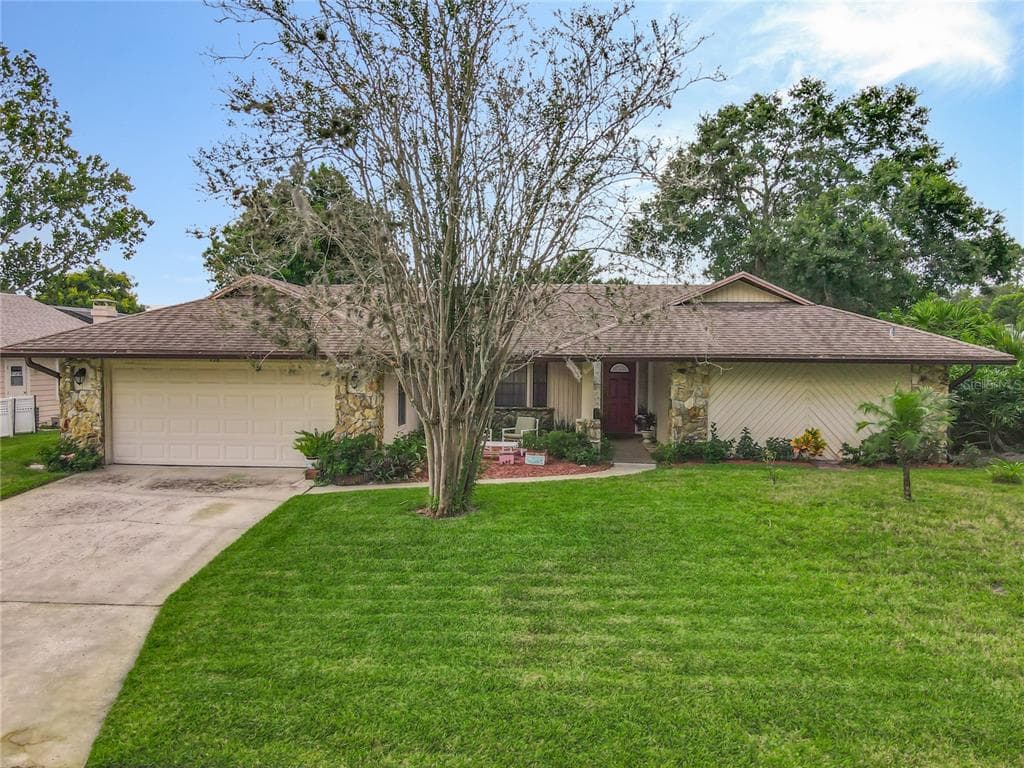 126 E COTTESMORE CIRCLE LONGWOOD, FL 32779