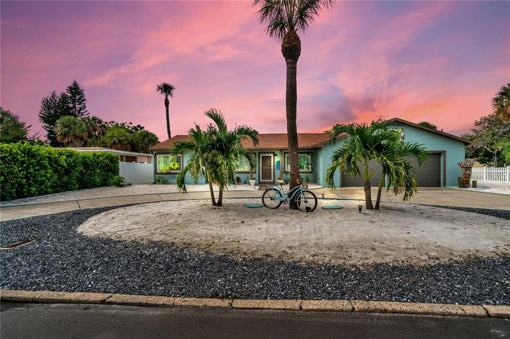 323 81ST AVENUE ST PETE BEACH, FL 33706