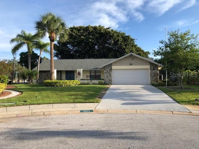 3204 HILLTOP LANE LARGO, FL 33770