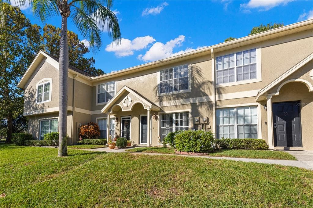 2897 THAXTON DRIVE UNIT 65 PALM HARBOR, FL 34684