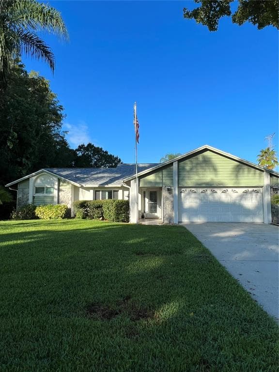 548 WATERFORD CIRCLE W TARPON SPRINGS, FL 34688