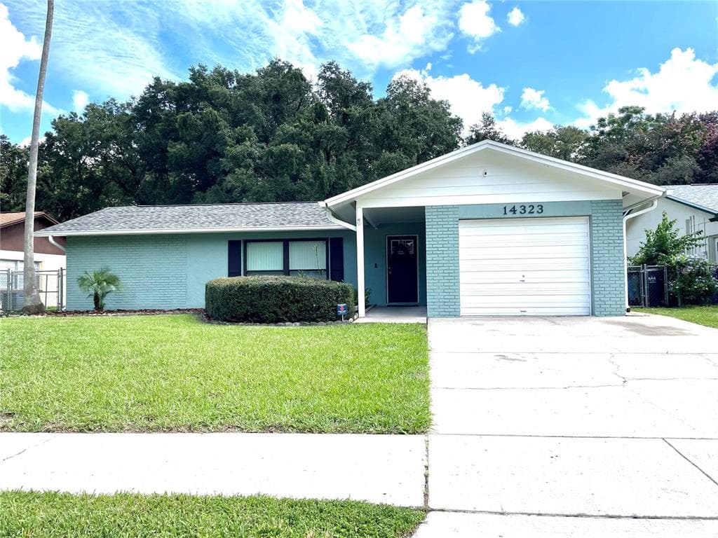 14323 DIPLOMAT DRIVE TAMPA, FL 33613