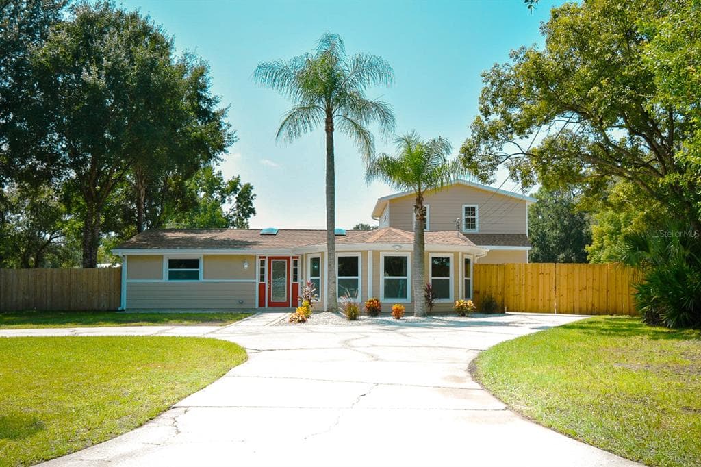 6445 PARKSIDE DRIVE NEW PORT RICHEY, FL 34653