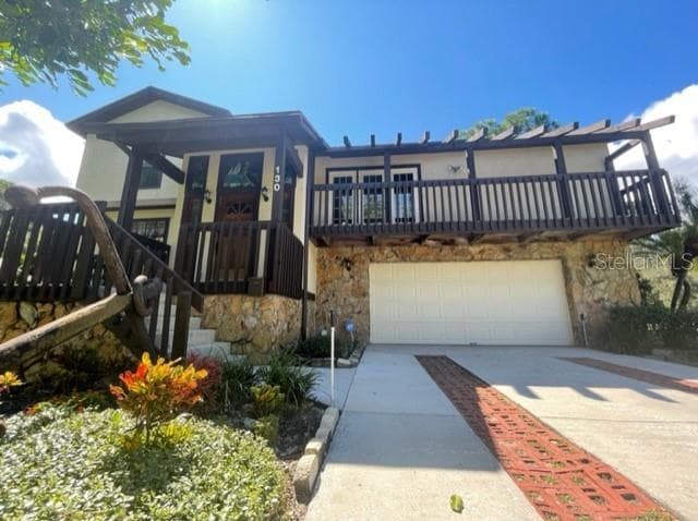 130 80TH AVENUE NE ST PETERSBURG, FL 33702