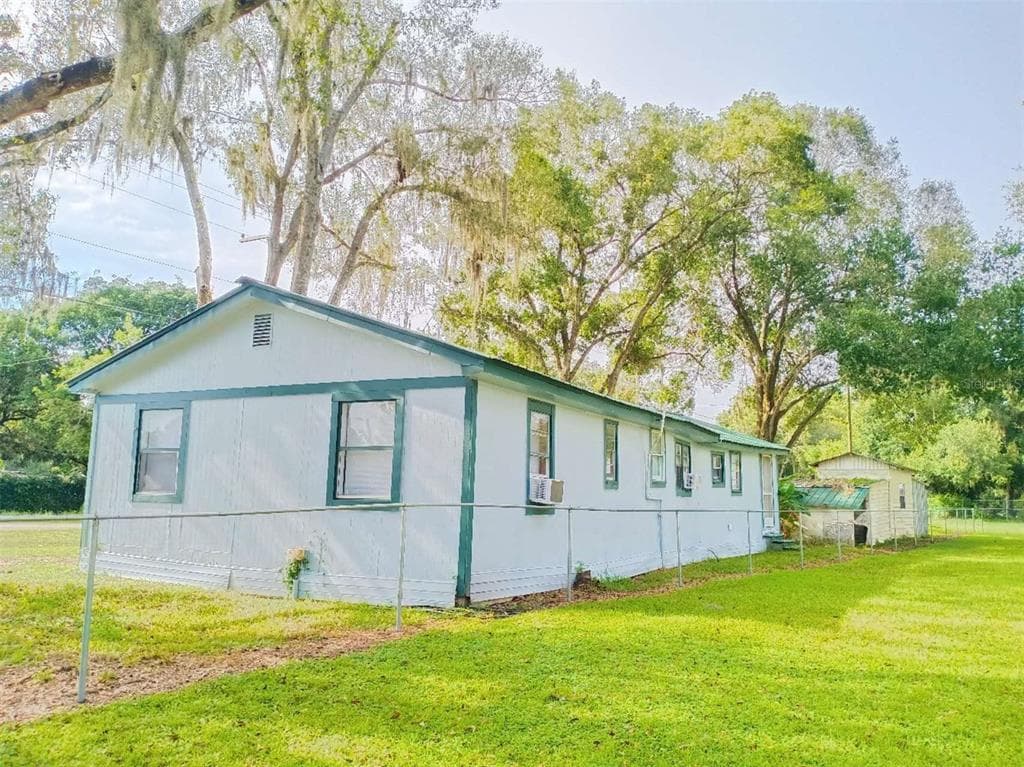 2771 OLD DIXIE HIGHWAY AUBURNDALE, FL 33823