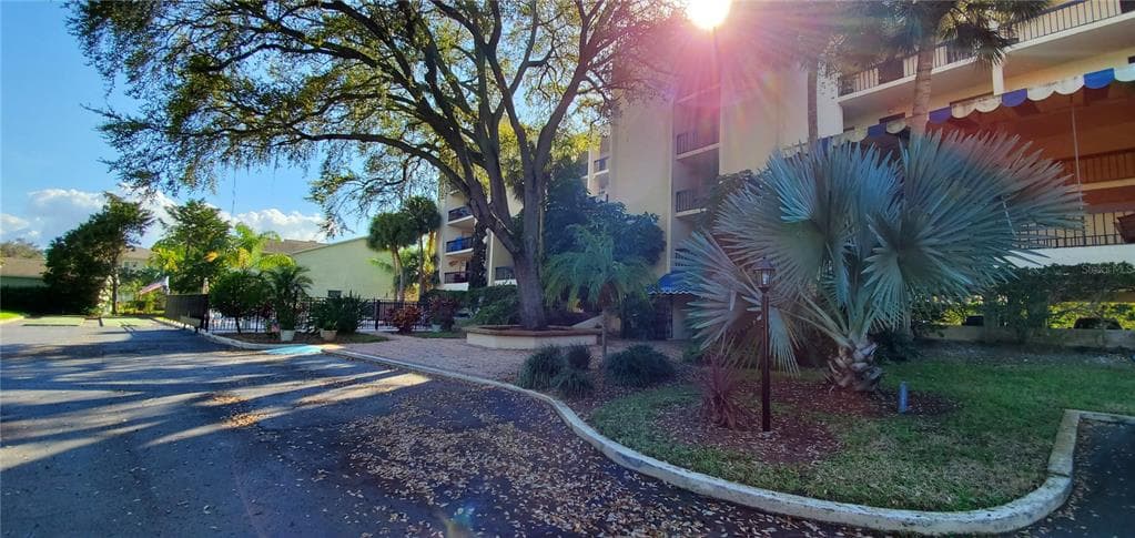 406 TARPON POINT UNIT 406