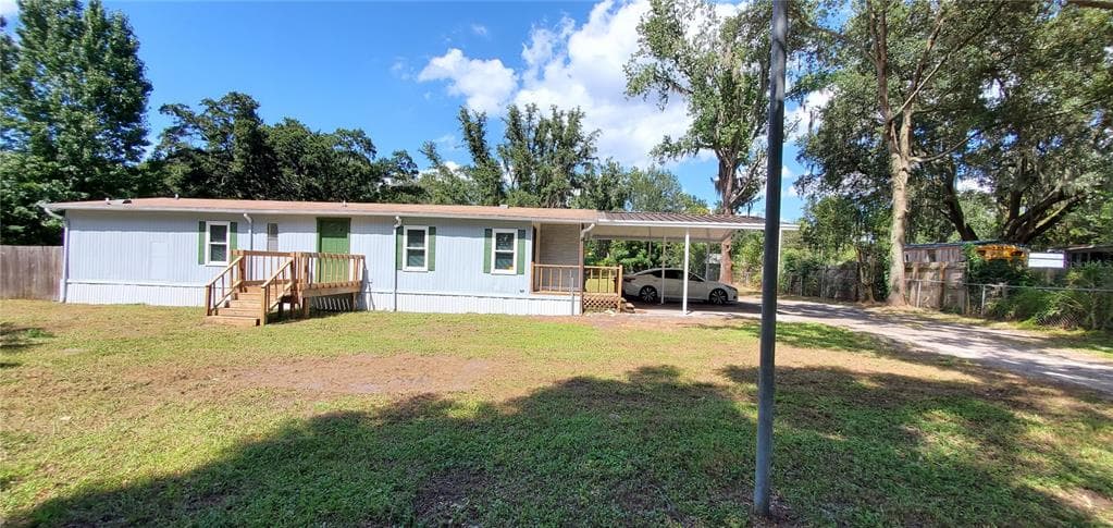 27043 DAYFLOWER BOULEVARD WESLEY CHAPEL, FL 33544