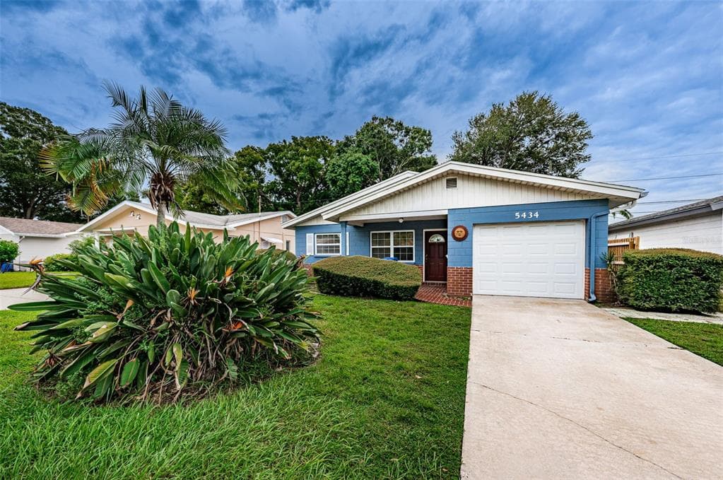 5434 19TH AVENUE N ST PETERSBURG, FL 33710