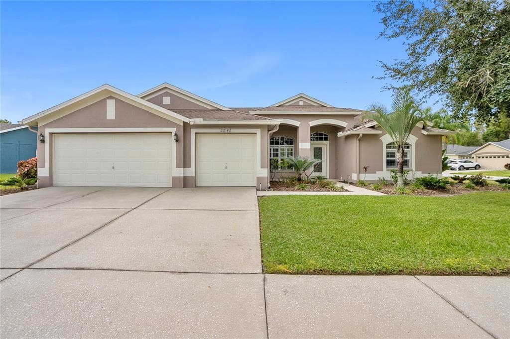 22142 MAGNOLIA TRACE BOULEVARD LUTZ, FL 33549