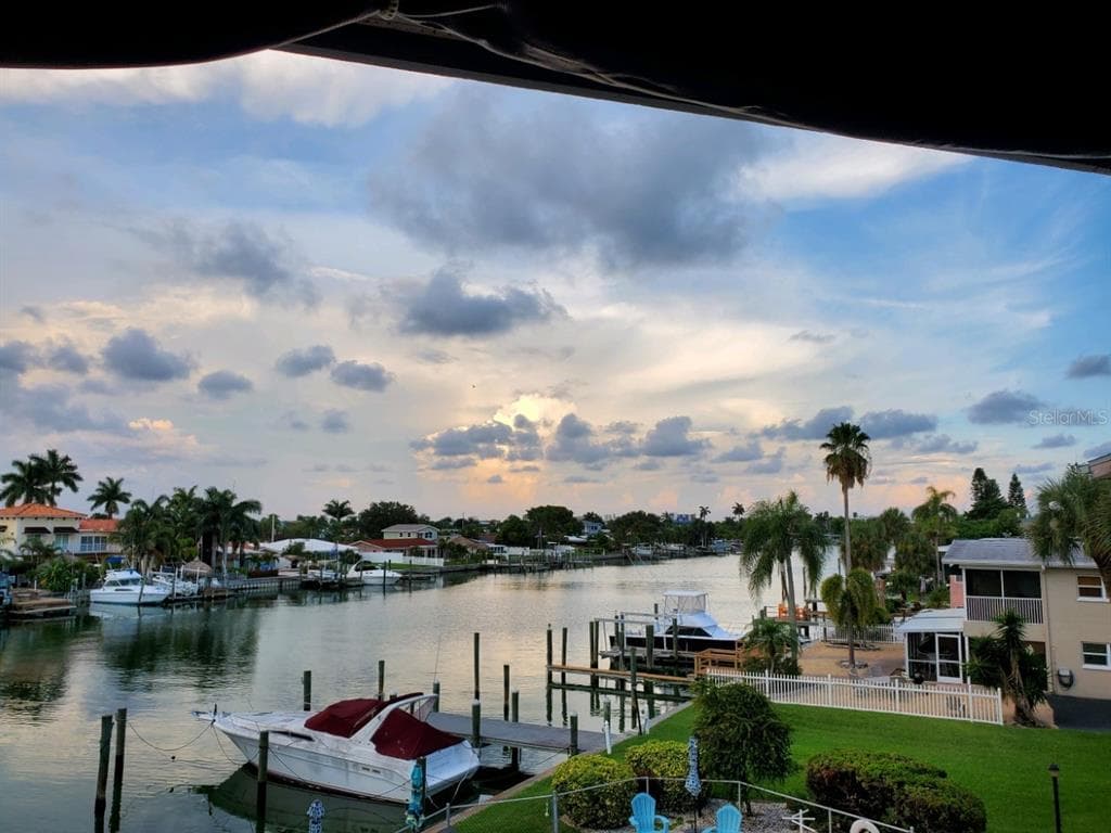 12055 3RD STREET E UNIT 202 TREASURE ISLAND, FL 33706
