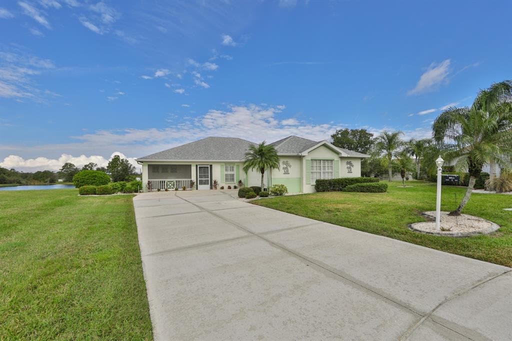2214 LYNDHURST DRIVE SUN CITY CENTER, FL 33573