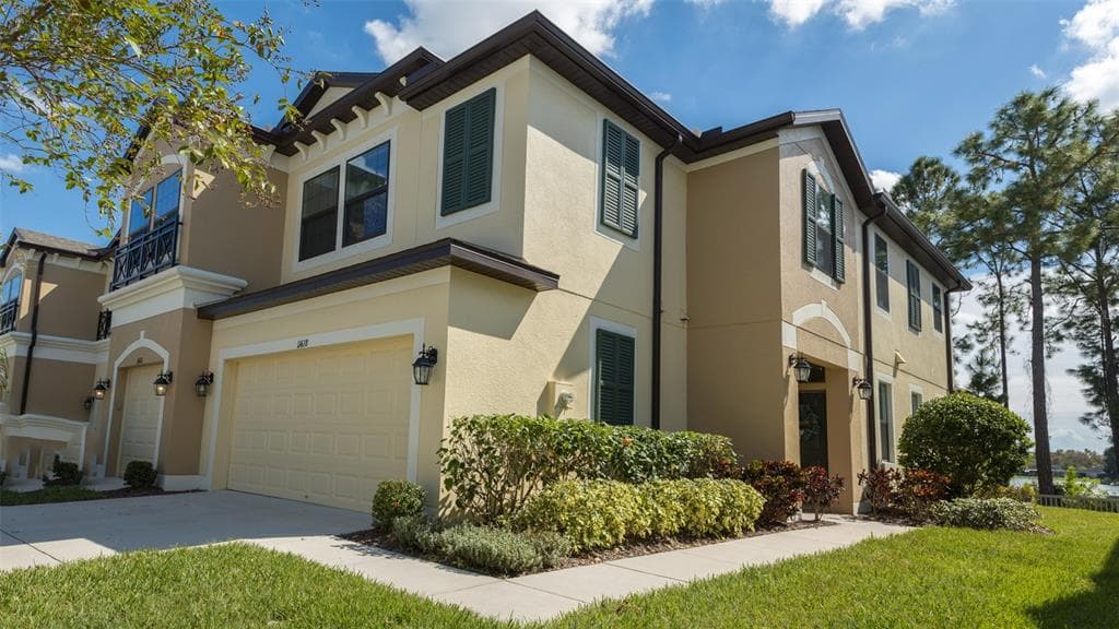 11428 CROWNED SPARROW LANE