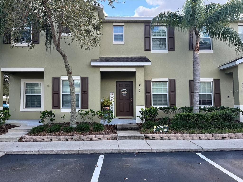 8545 BRUSHLEAF WAY TAMPA, FL 33647