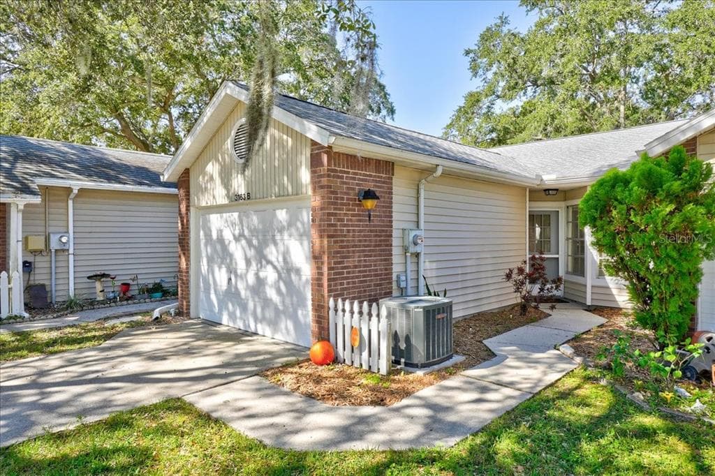 3163 CLAREMONT PLACE UNIT B PALM HARBOR, FL 34683