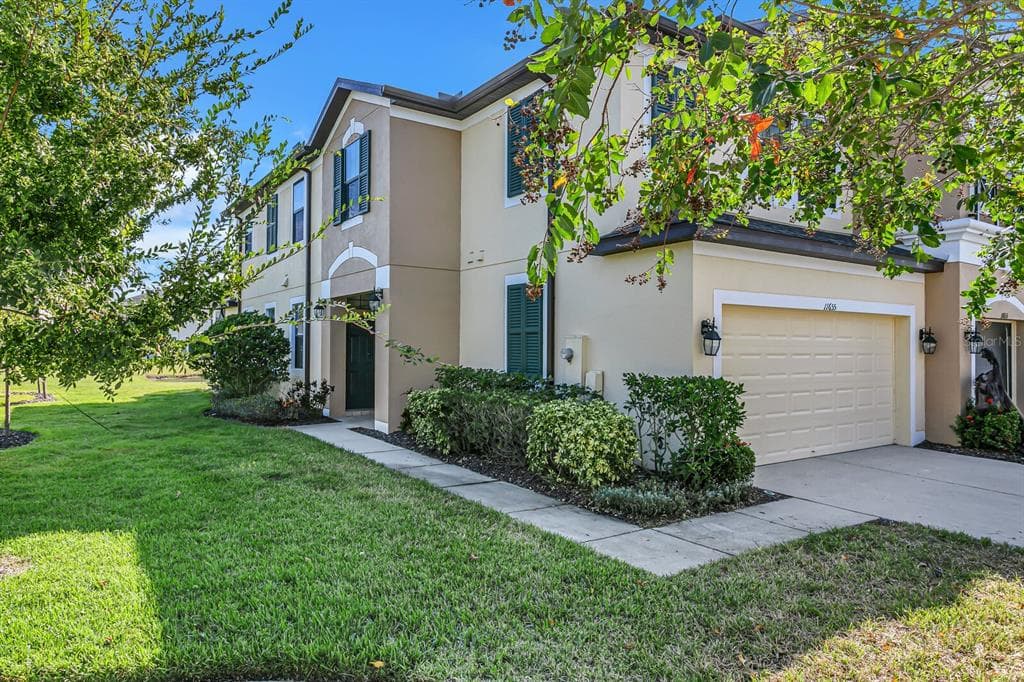11655 CROWNED SPARROW LANE TAMPA, FL 33626