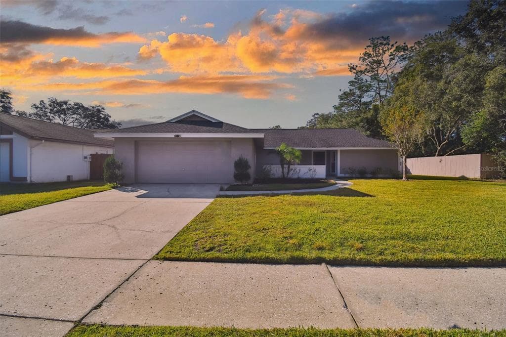 4610 DEERWALK AVENUE TAMPA, FL 33624