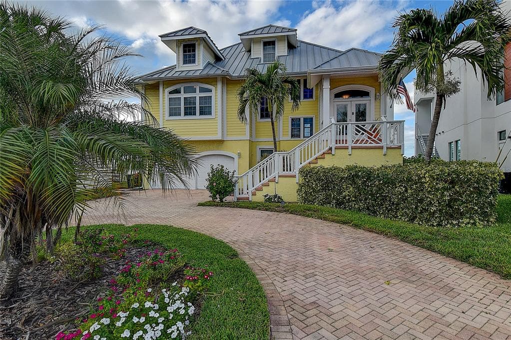 14081 N BAYSHORE DRIVE
