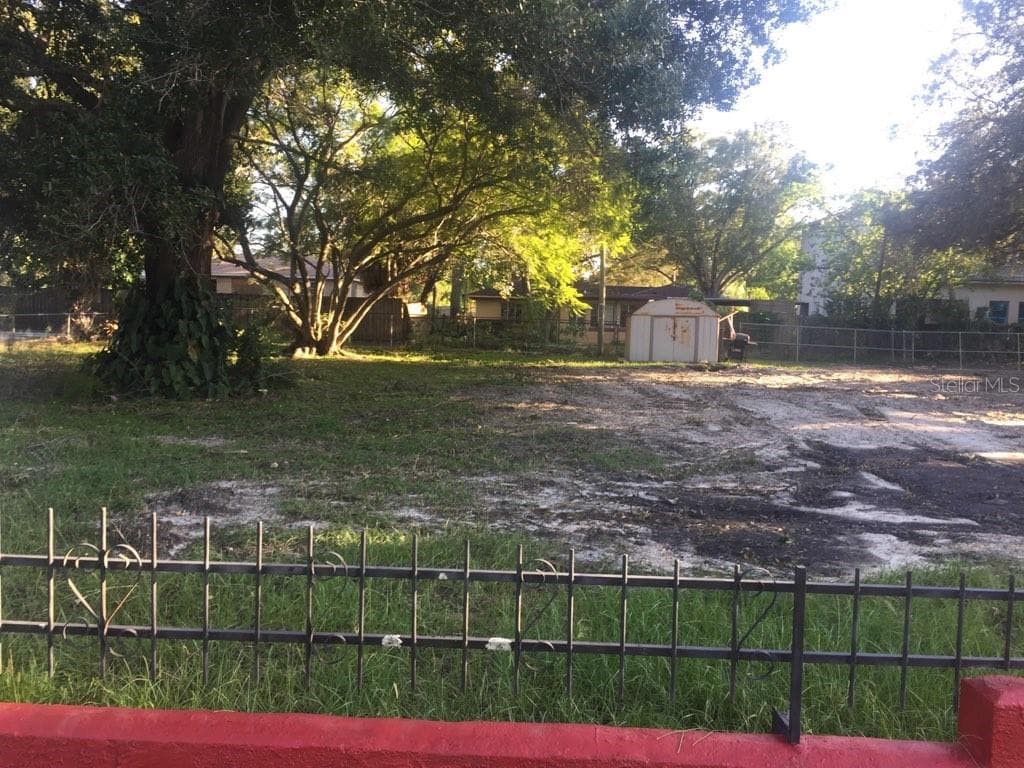 2336 W BEACH STREET TAMPA, FL 33607