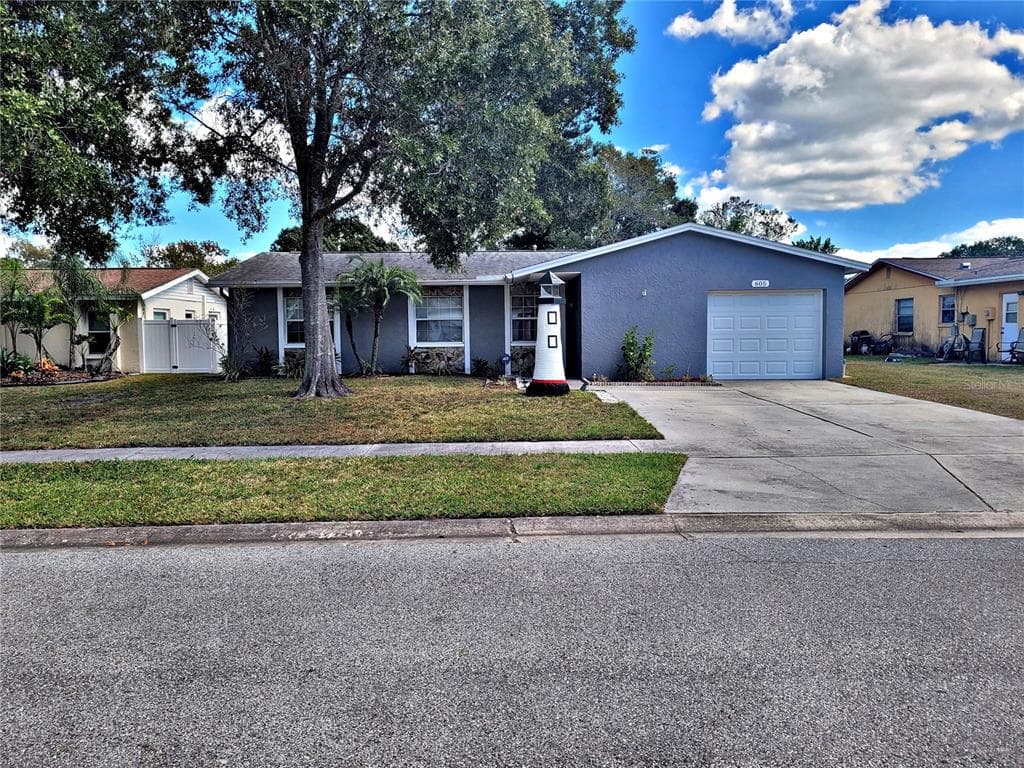 605 TANGERINE DRIVE OLDSMAR, FL 34677