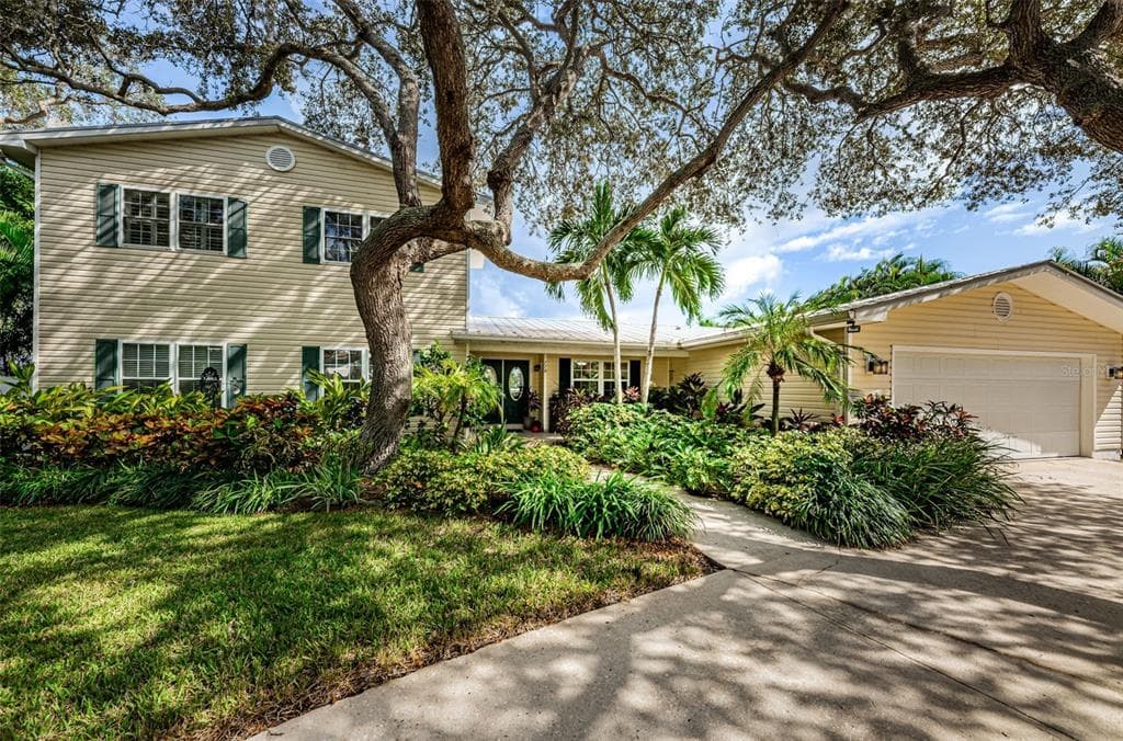 776 CHESAPEAKE DRIVE