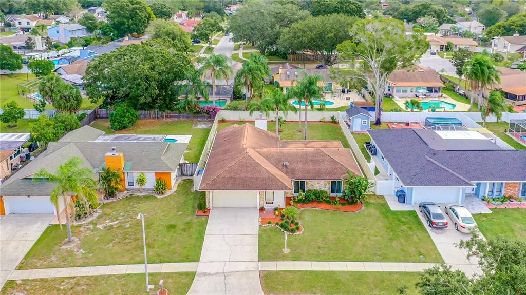 5558 PENTAIL CIRCLE